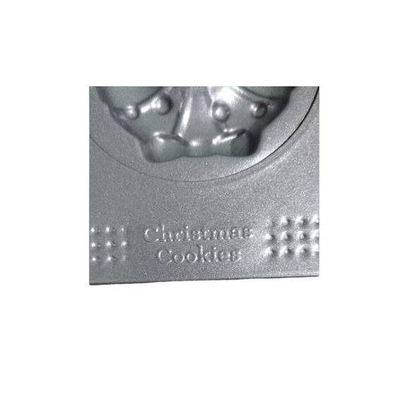 Sweet Creations Non-Stick Christmas Cookie Mold Pan - Picture 3 of 6